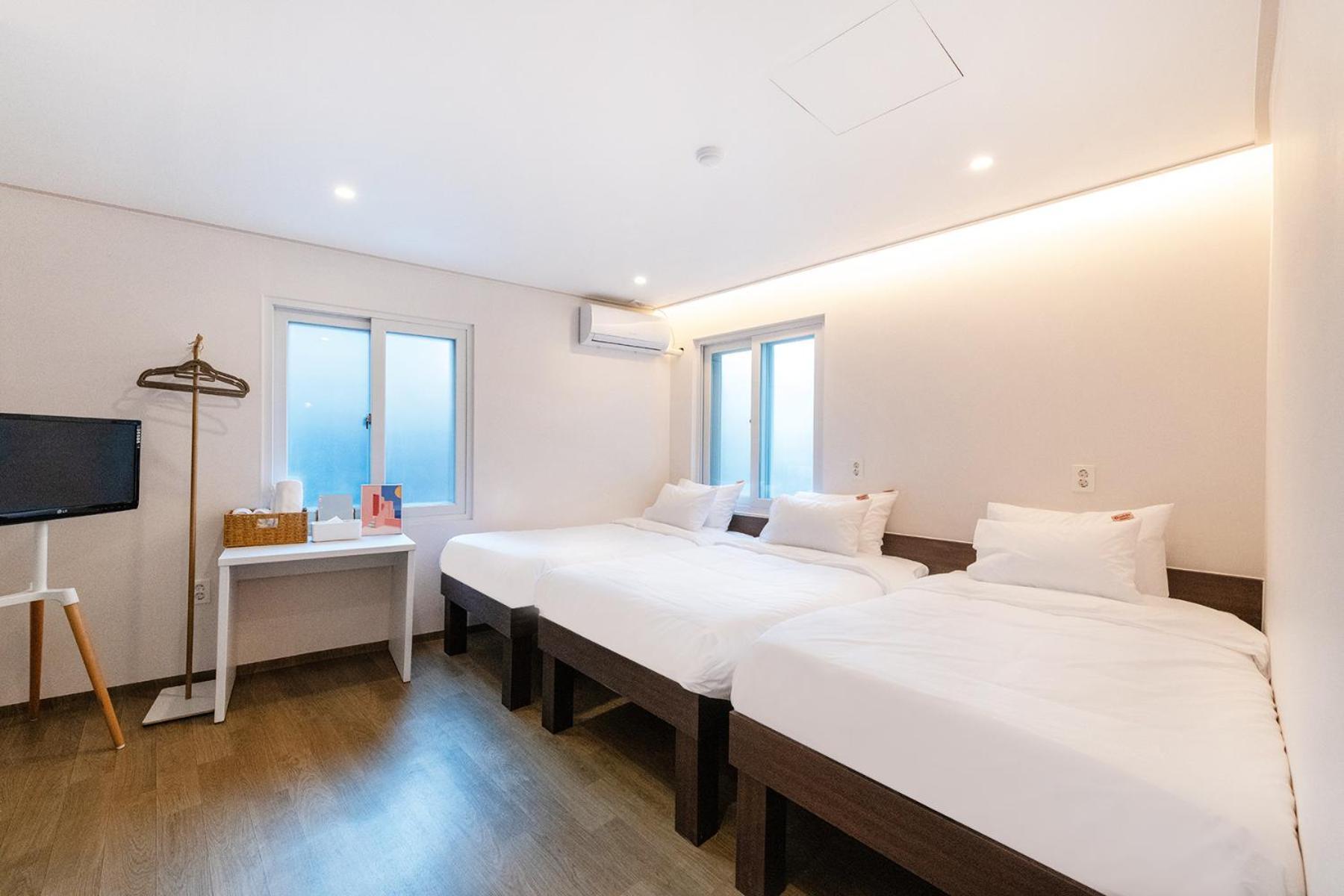 Crashinyongsan Guest House Hotel 2*