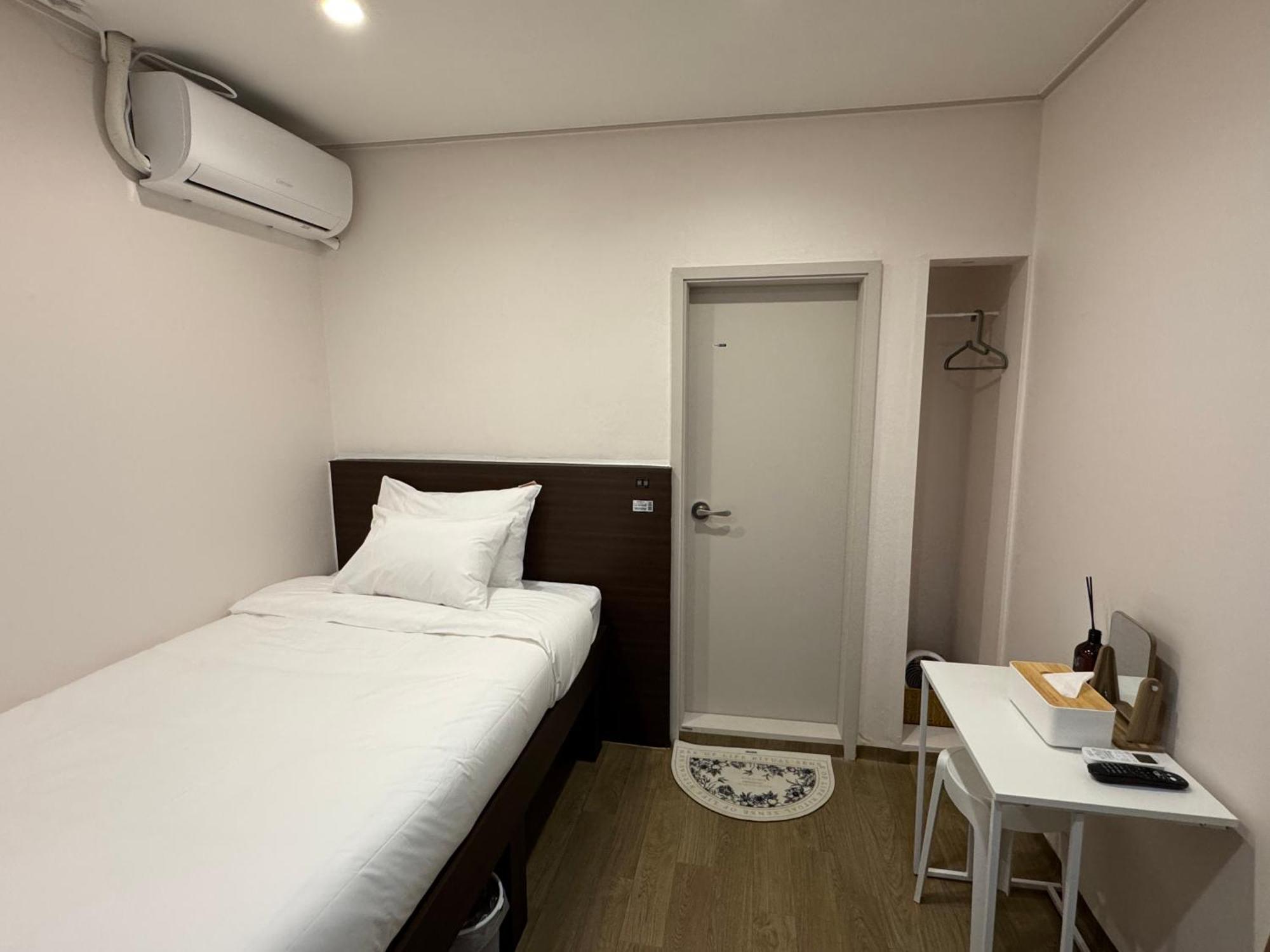 Crashinyongsan Hotel